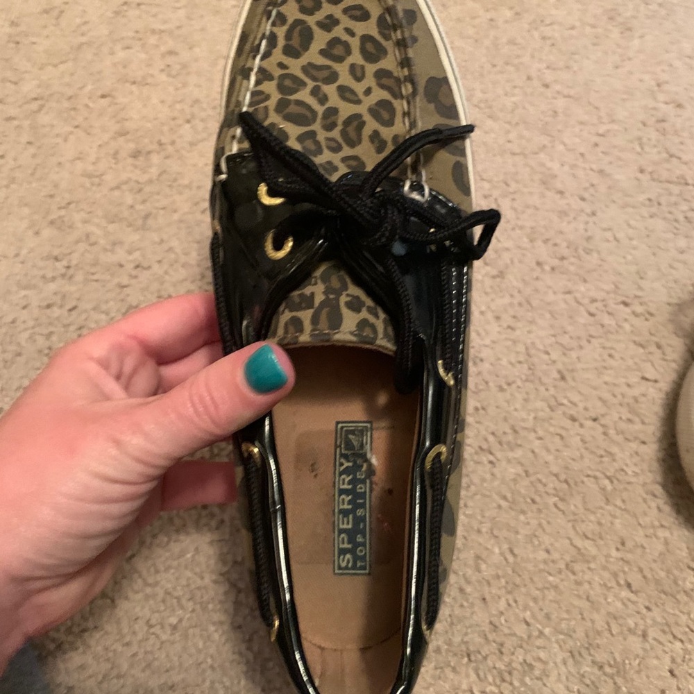 Sperry leopard shoes - Picture 2 of 5